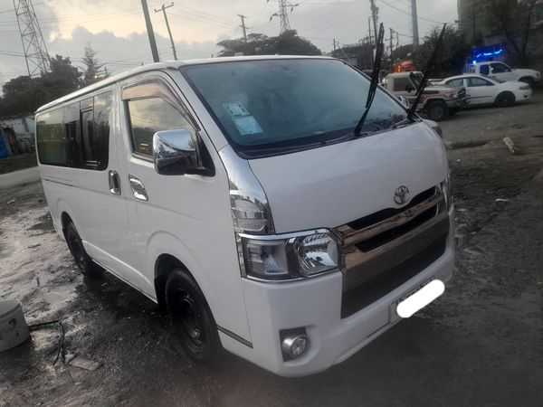 Toyota Hiace D4D 2009 model 