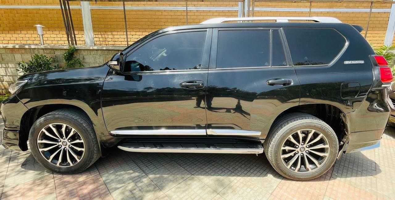 Toyota Landcruiser Prado 2010 Body Upgraded to 2019 SUV Car