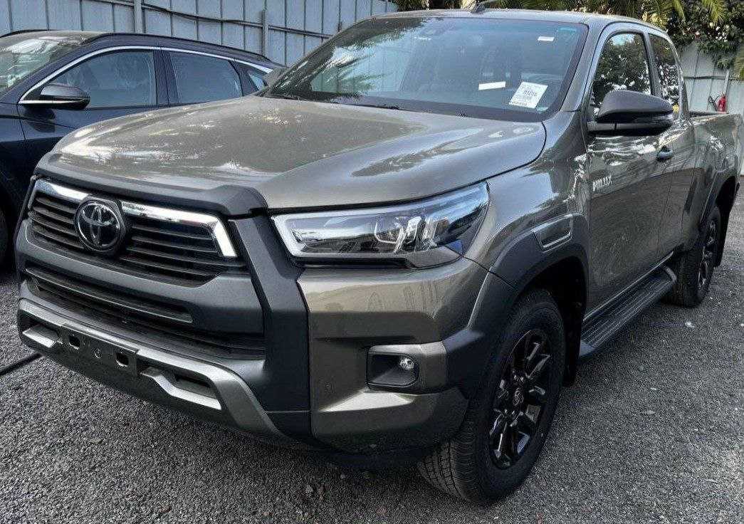 Toyota Hilux Invincible X-Cab 2022 Brand New Full Option Car 