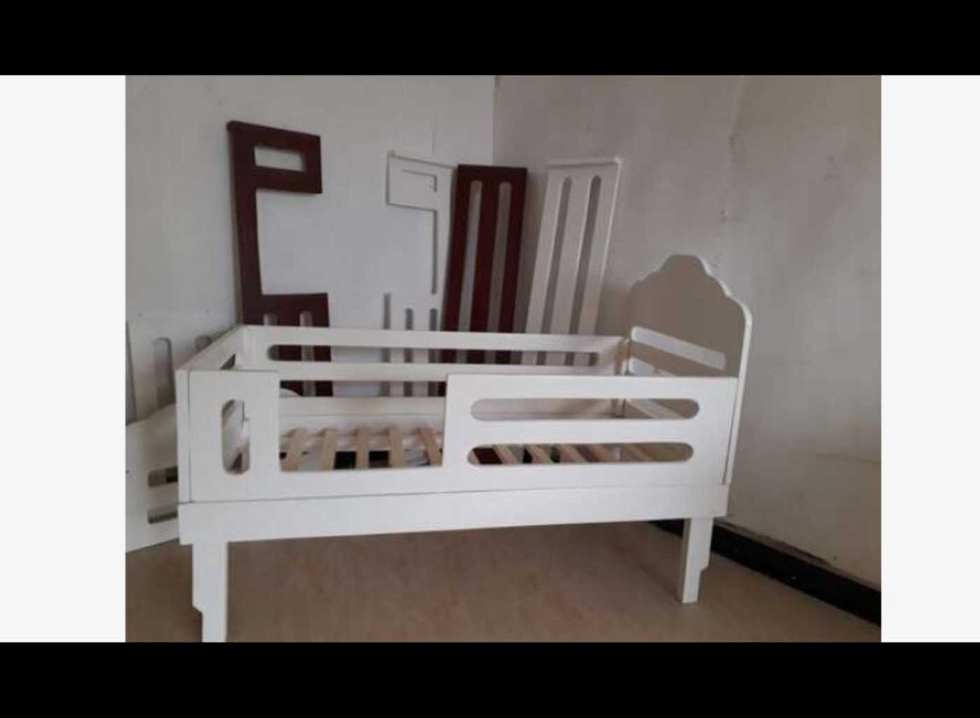 Toddler bed